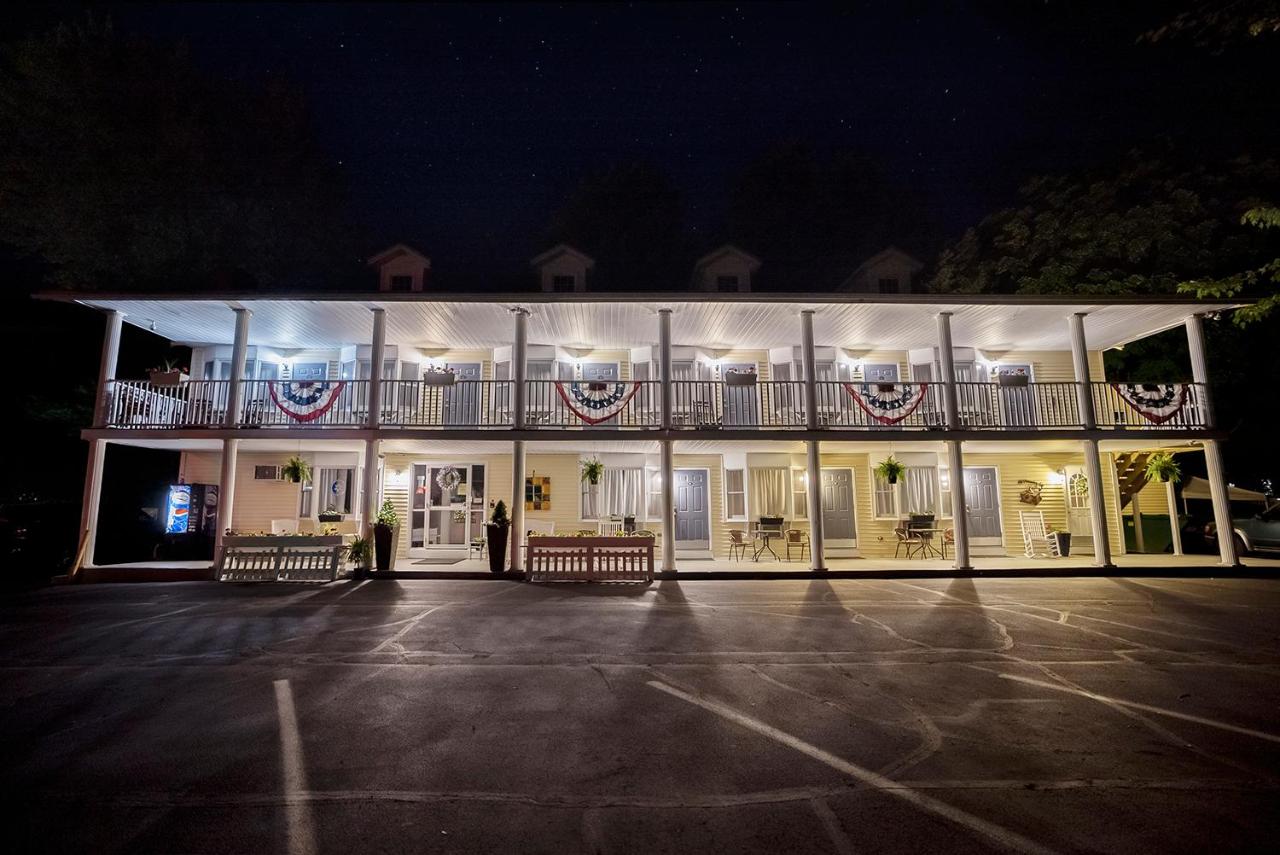| Scenic Inn
