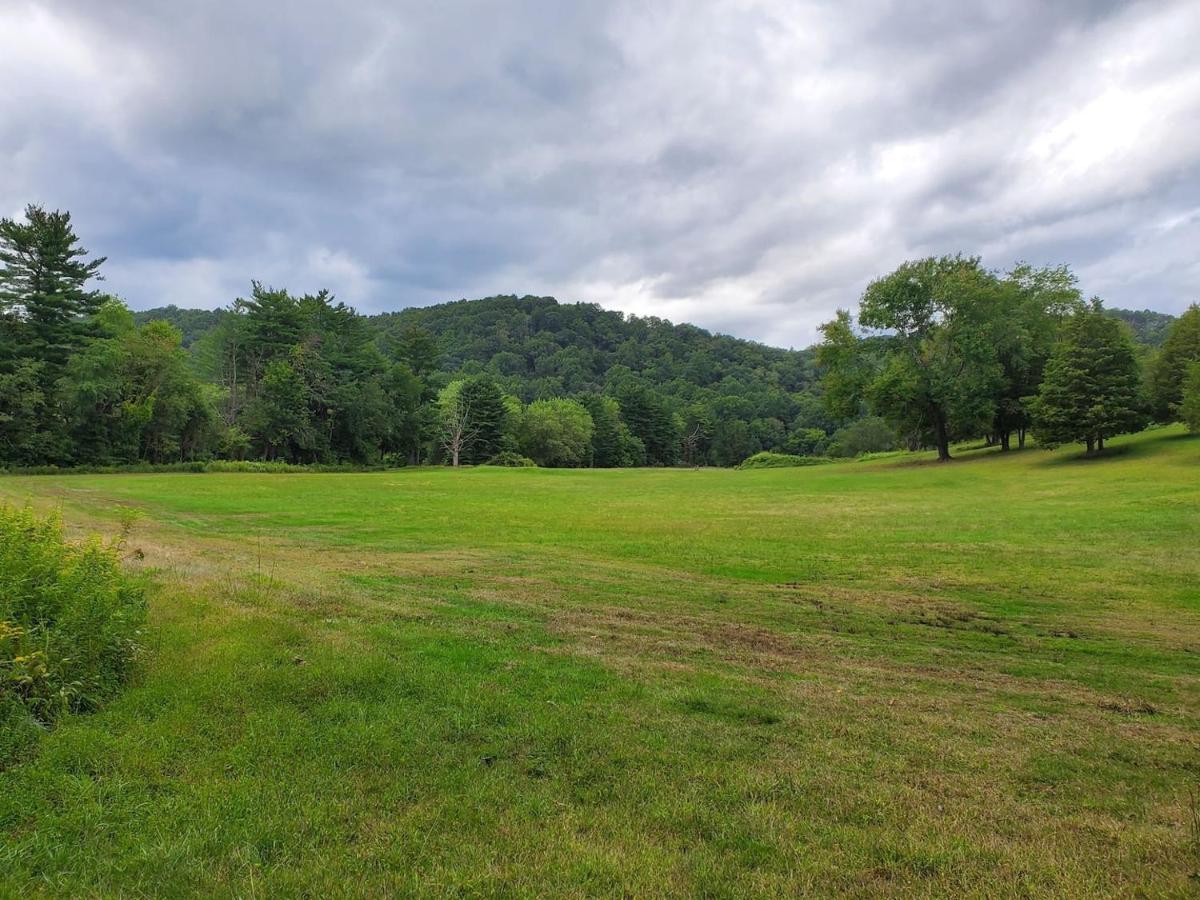 Four-Bedroom House at Glenwood Inn - Stroudsburg