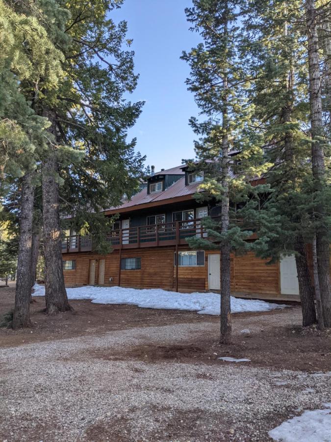 | Pinewoods Resort and RV Park