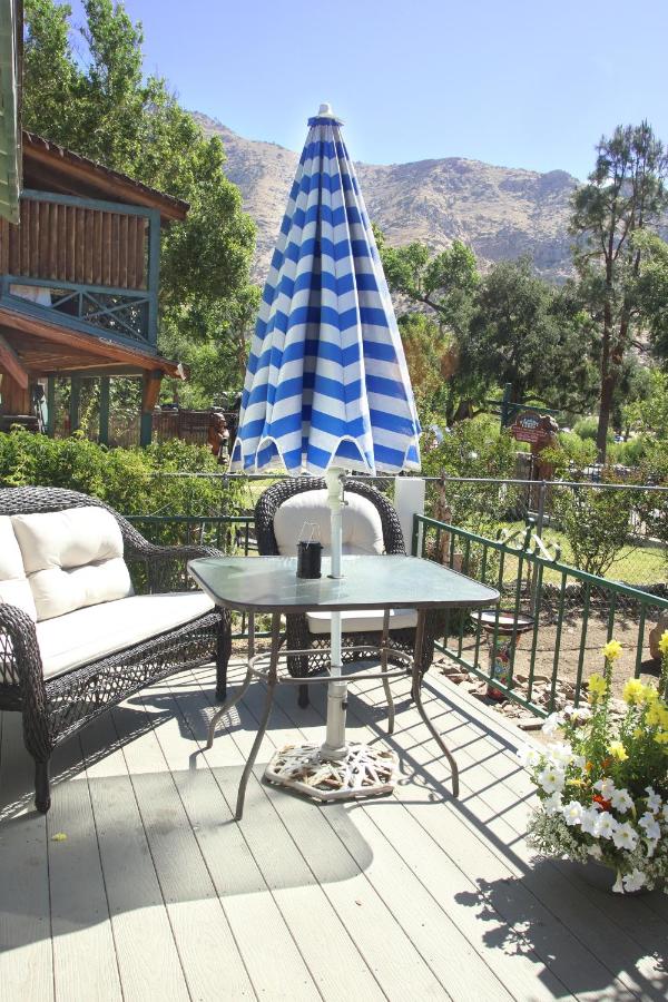 | Kern Riverview Inn