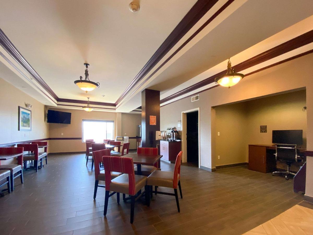  | Comfort Inn East Windsor - Springfield