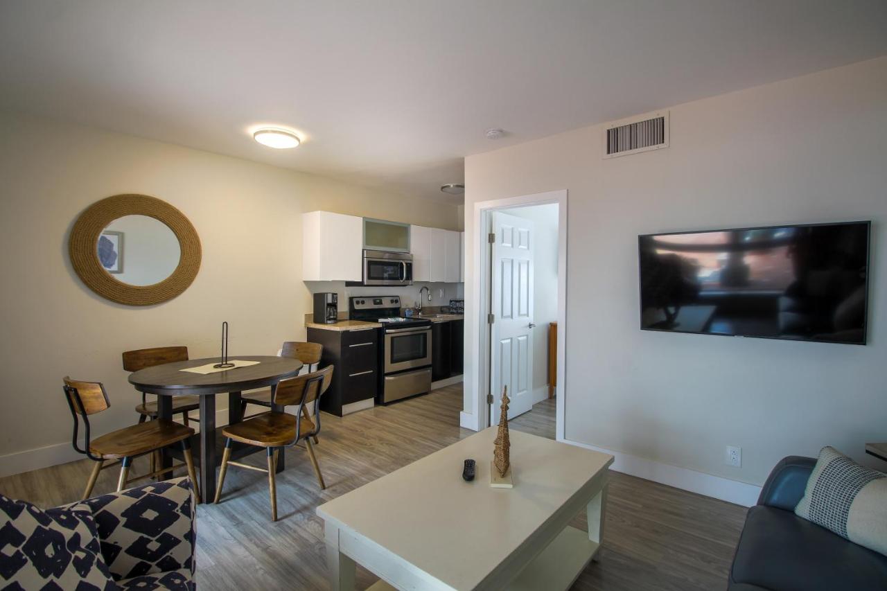 One-Bedroom Suite at Shore View Hotel