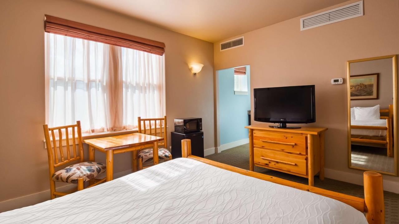 | Best Western Plus Plaza Hotel