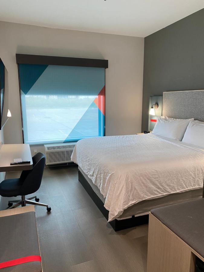 King Room at avid hotel Corpus Christi - Portland by IHG