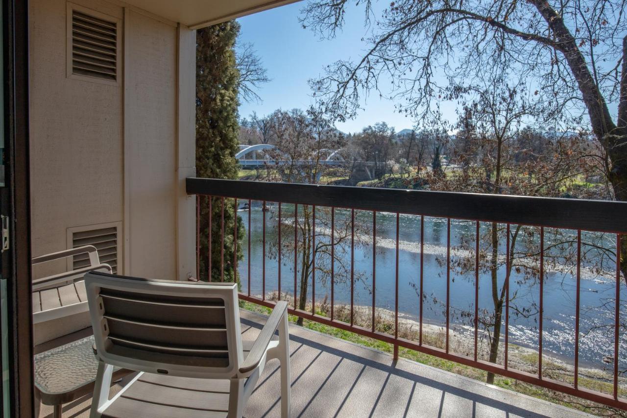 Quadruple Room at Riverside Inn