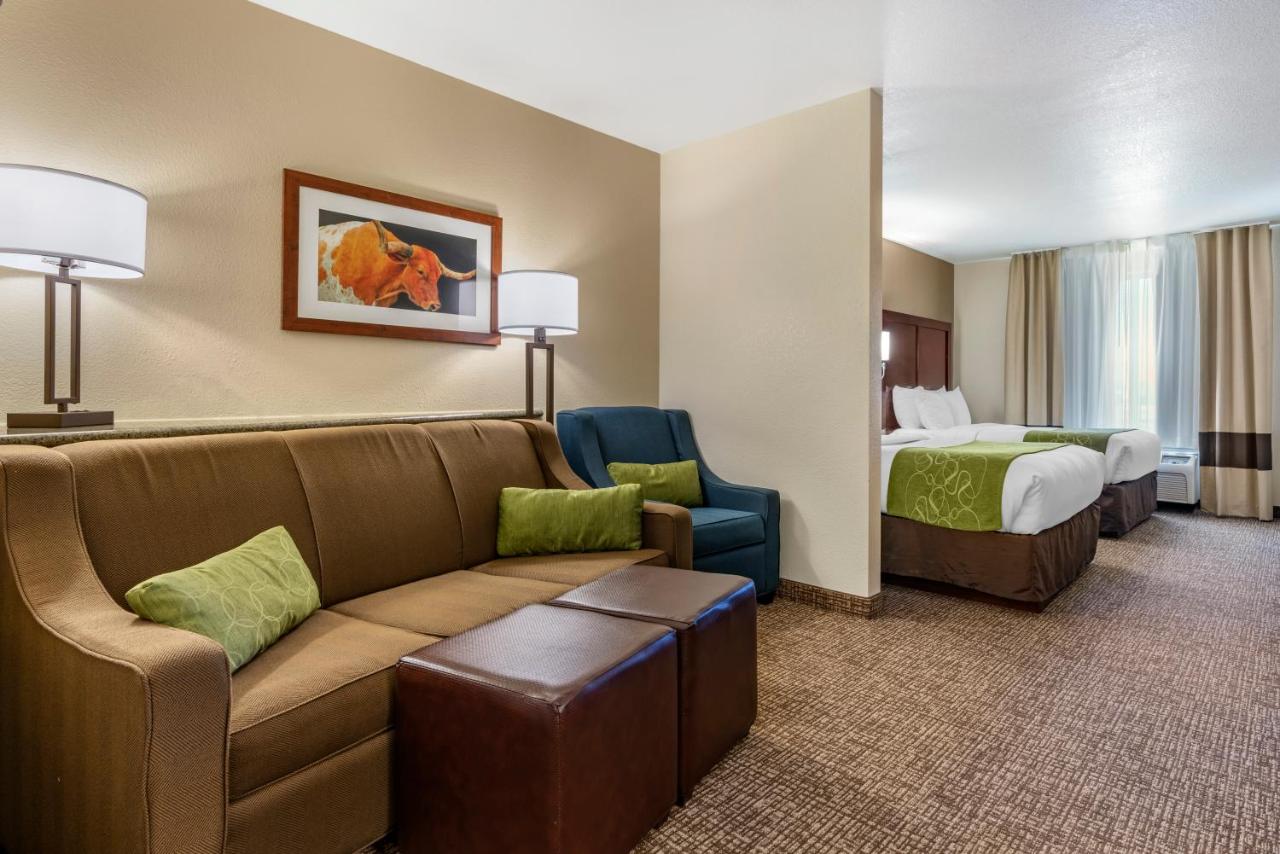 Junior Suite - Non-Smoking at Comfort Suites Fernley