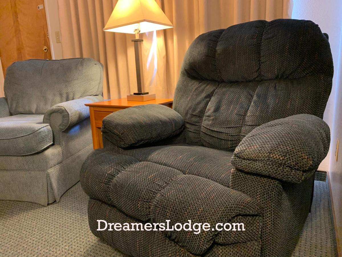 | Dreamers Lodge