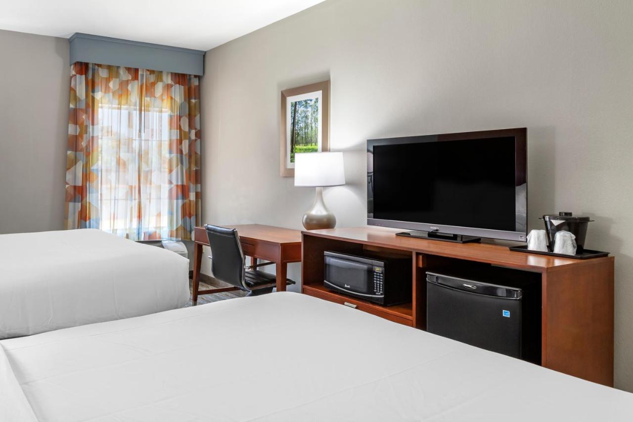 Standard Queen Room with Two Queen Beds - Non-Smoking at Comfort Inn & Suites Cleveland TX