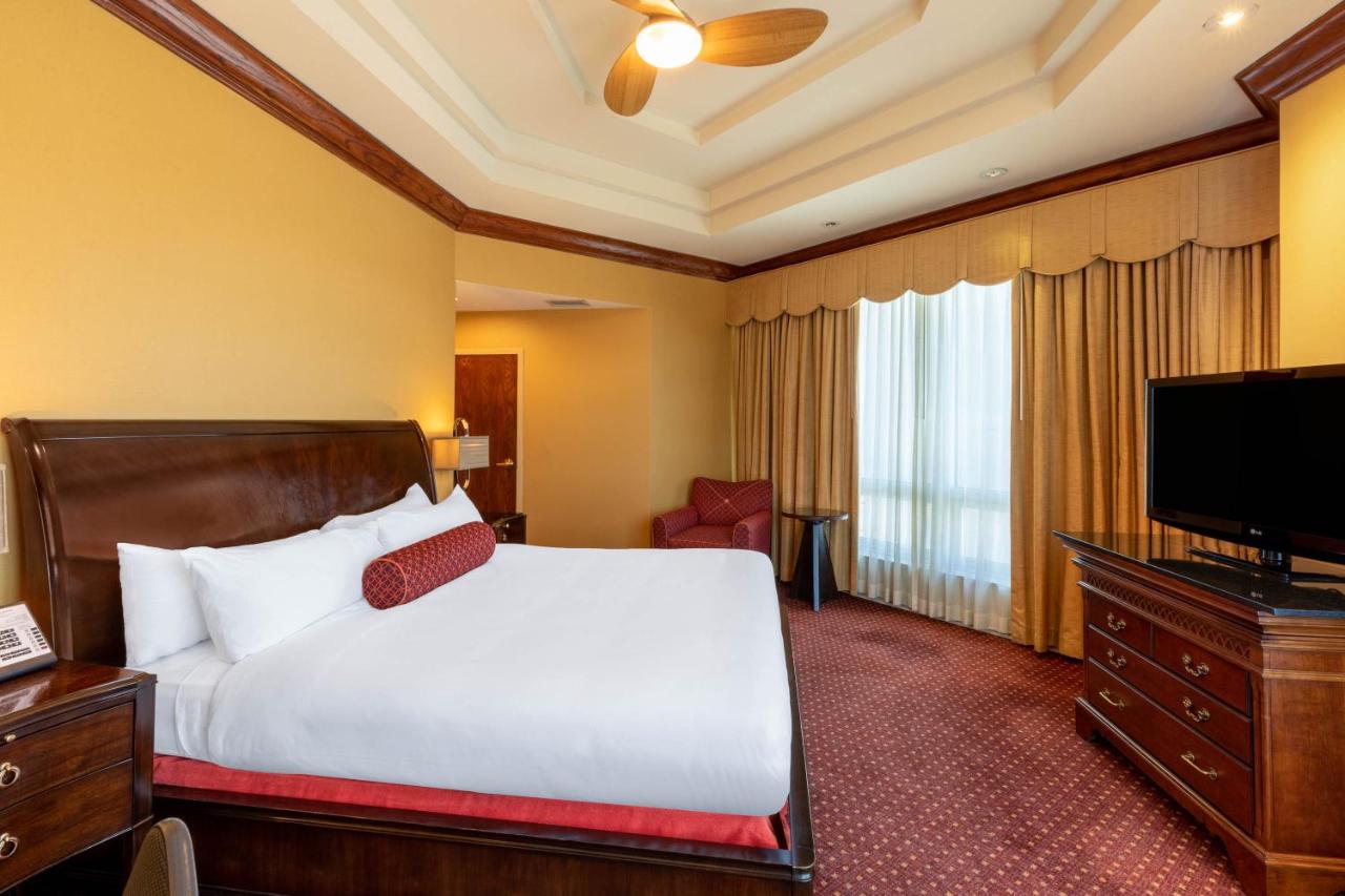 Presidential Suite - Non-Smoking at Wyndham Grand Oklahoma City Downtown