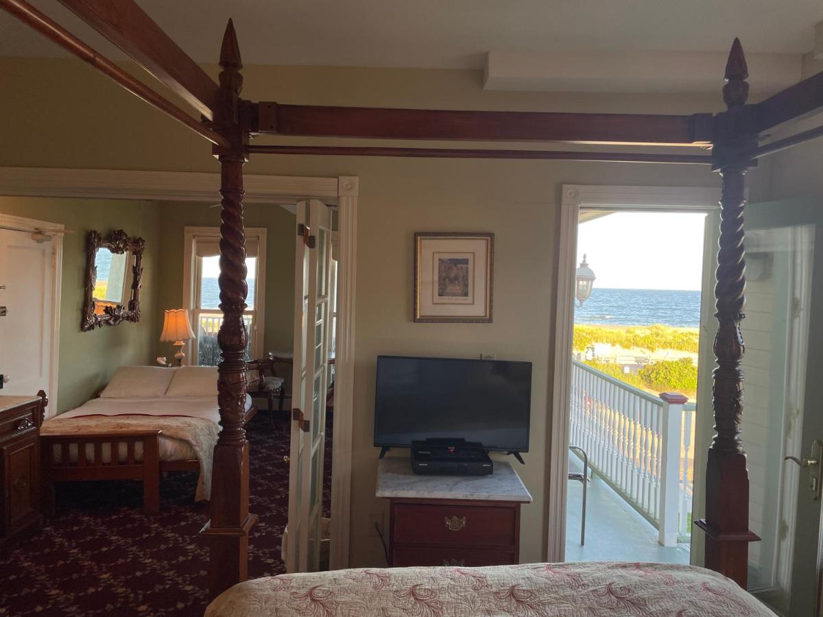 | Laingdon Hotel