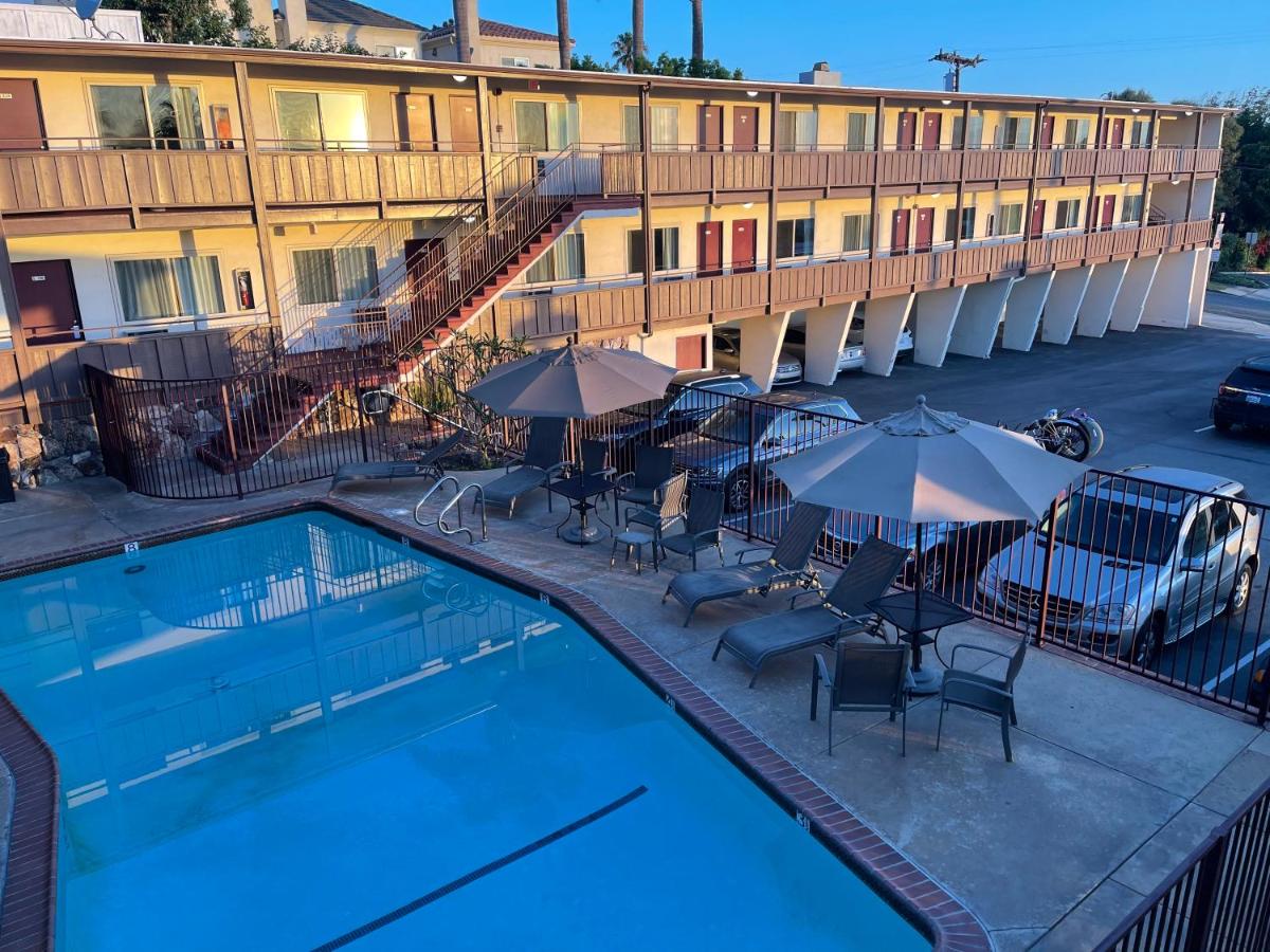 | Seahorse Inn