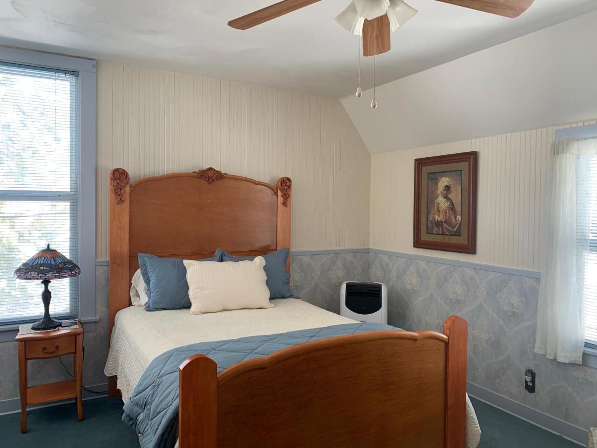 | Mount Shasta Ranch Bed and Breakfast