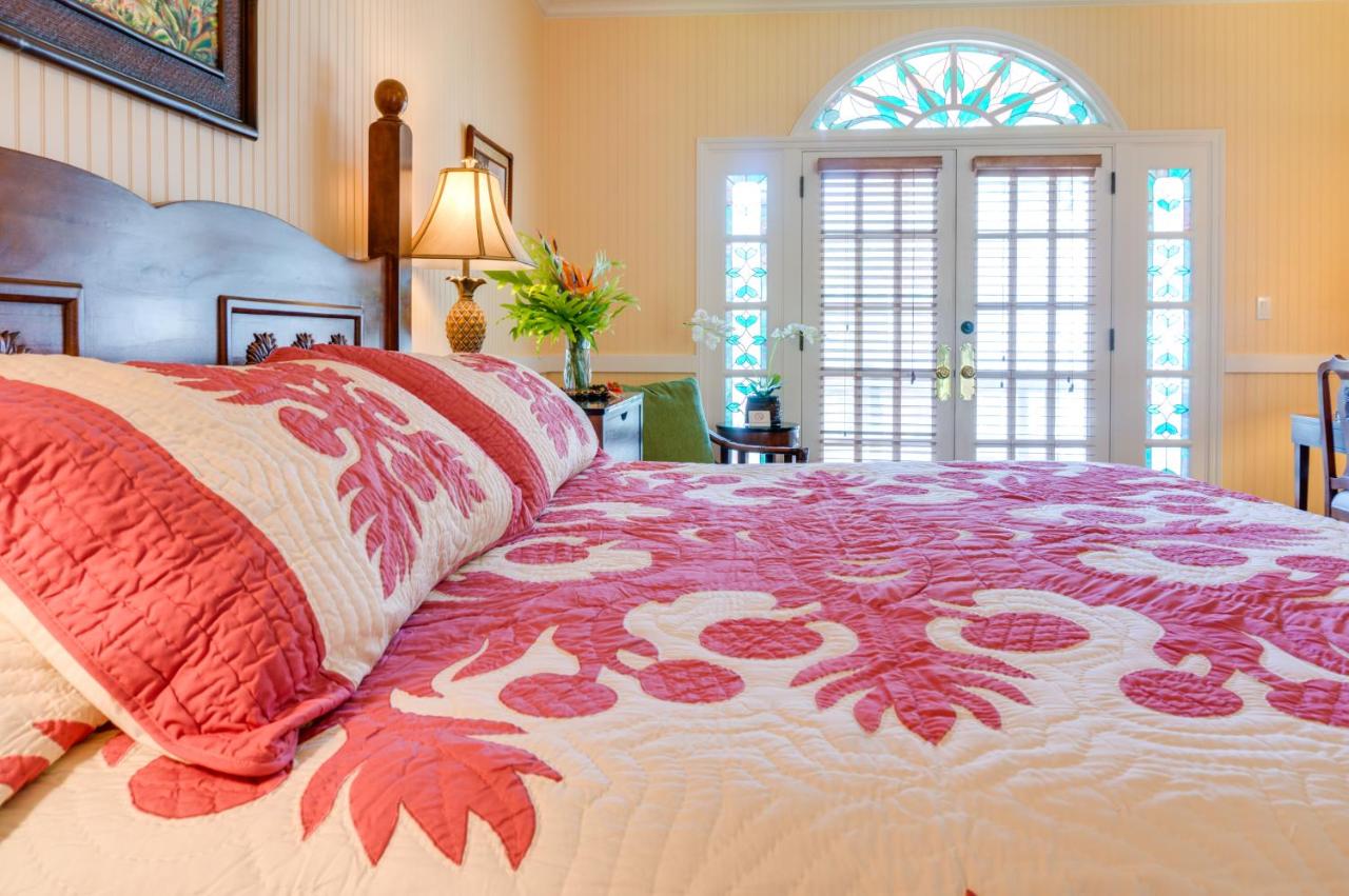 | The Plantation Inn - Free Breakfast