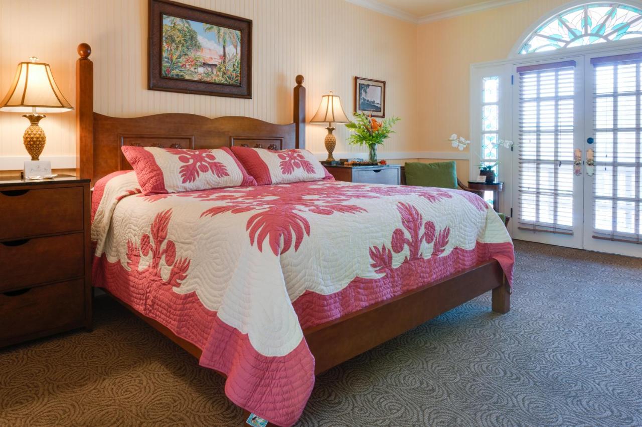 | The Plantation Inn - Free Breakfast