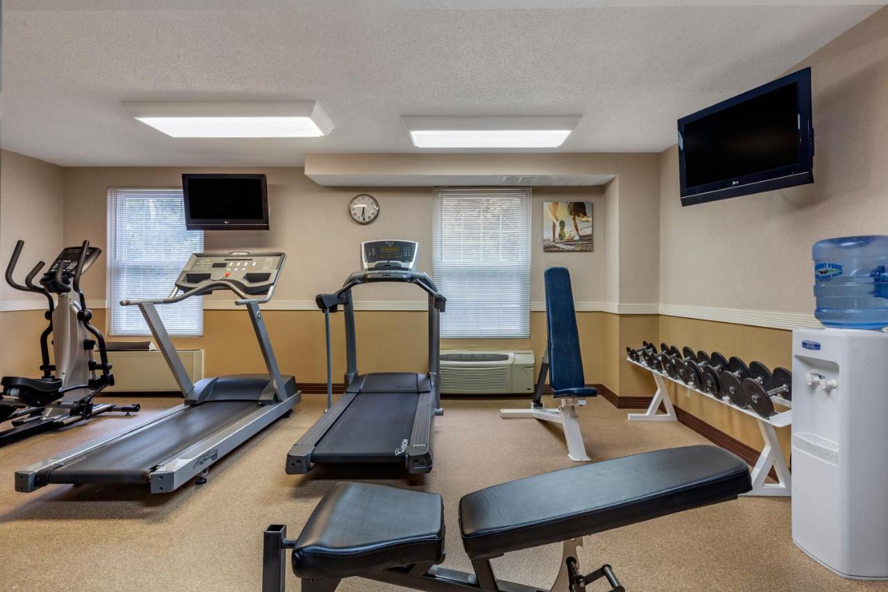 | Comfort Inn Foxboro - Mansfield