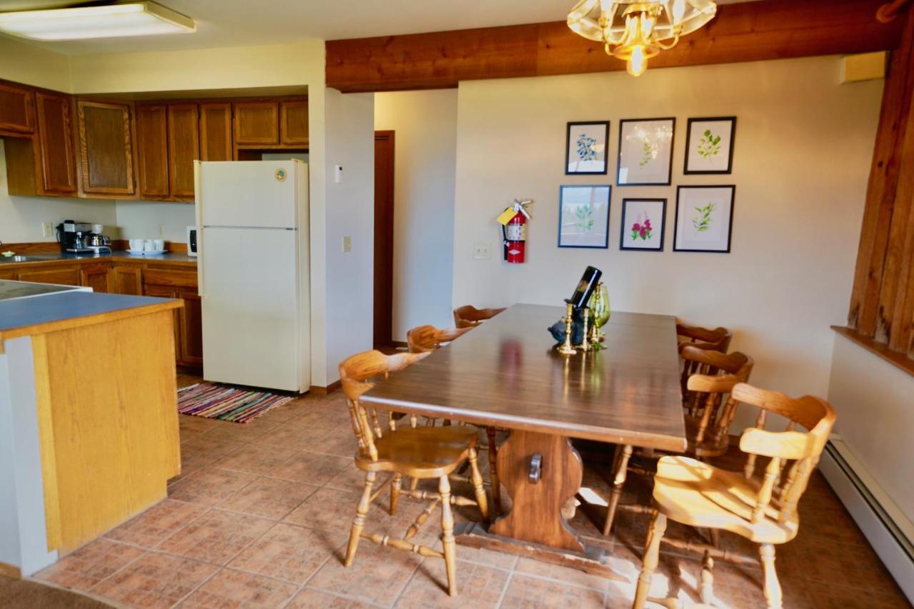 | Flat Fish Lodge B&B and Event Center