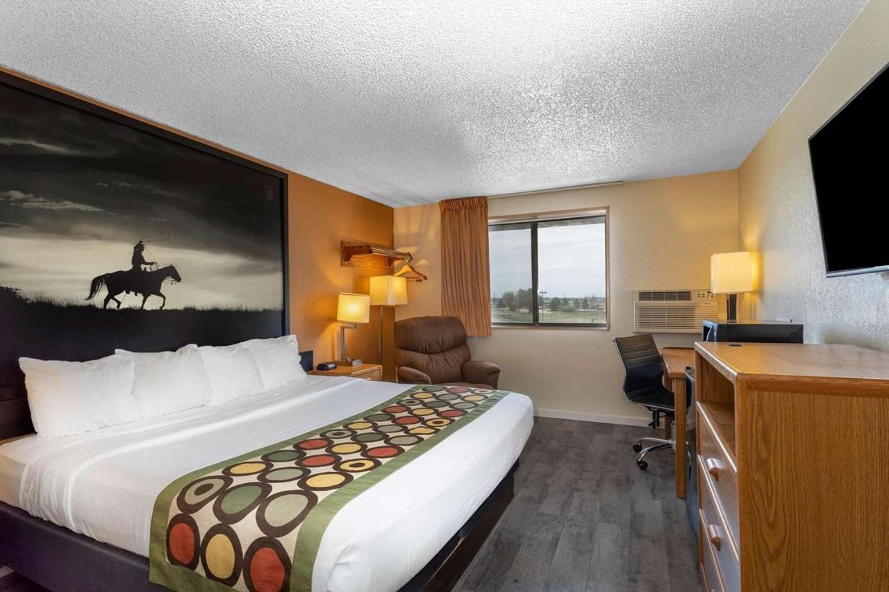 | Super 8 by Wyndham Cheyenne WY