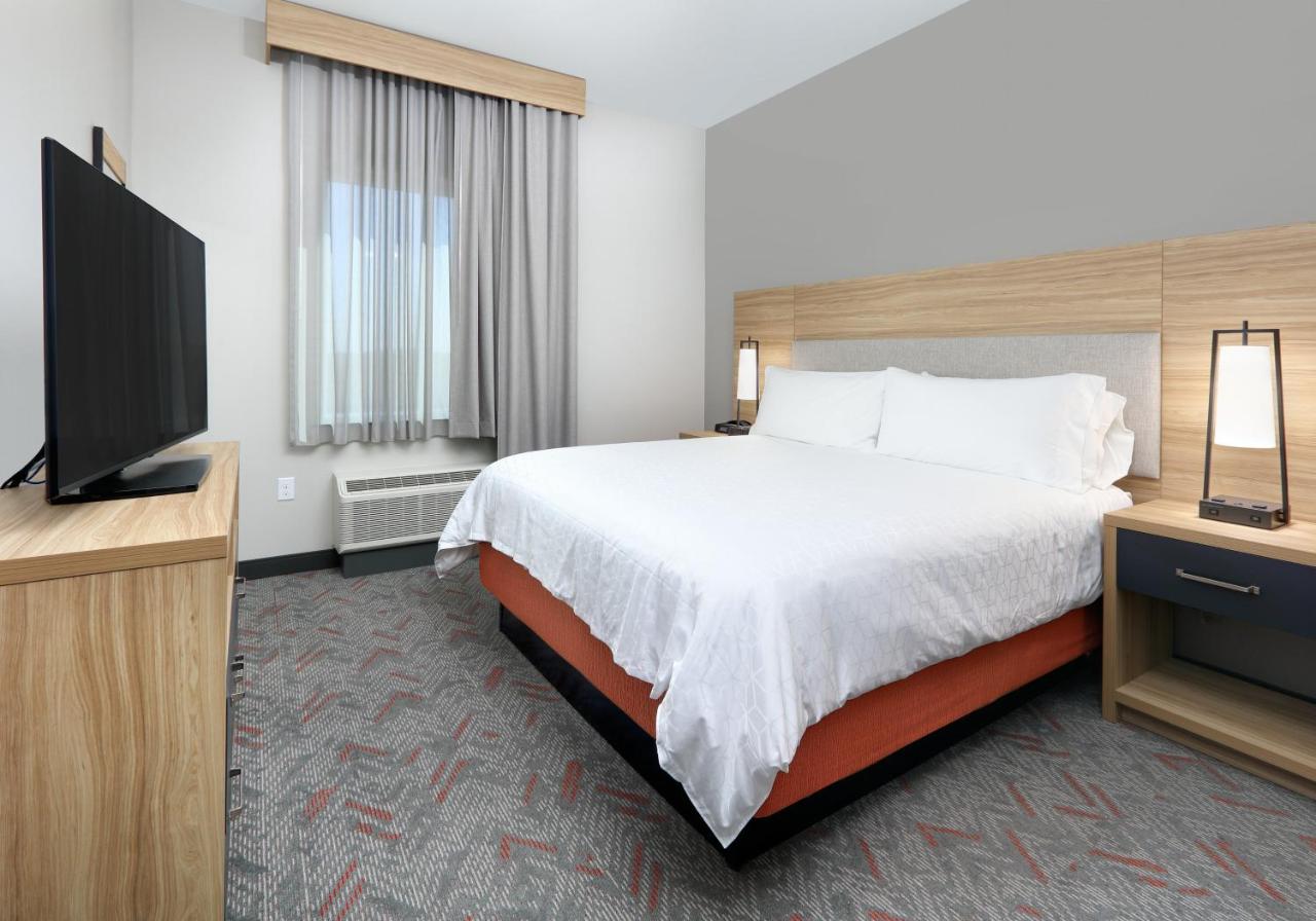 King Studio Suite - Non-Smoking at Candlewood Suites DFW West - Hurst by IHG