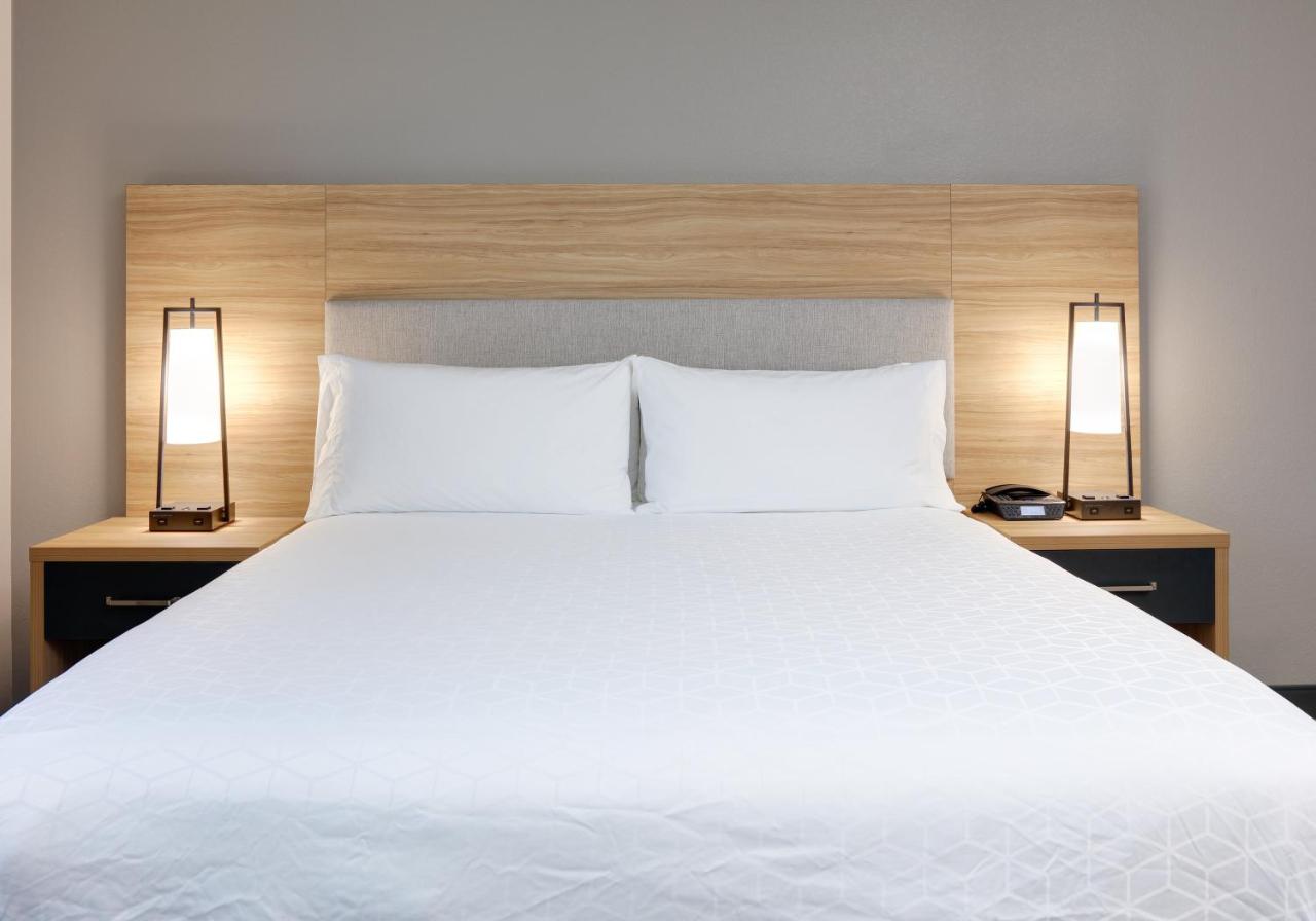 King Studio Suite - Non-Smoking at Candlewood Suites DFW West - Hurst by IHG