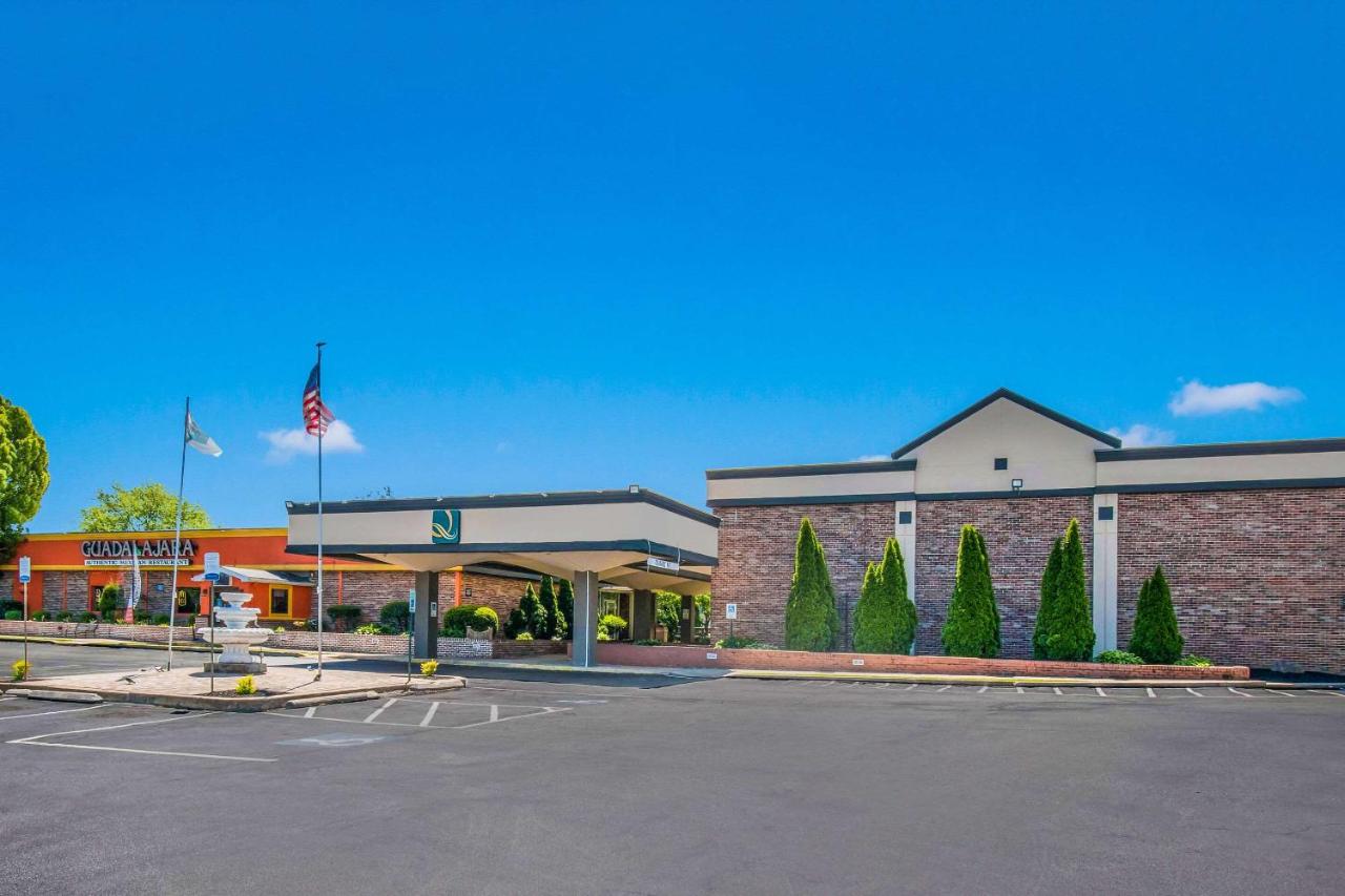 | Quality Inn & Suites York