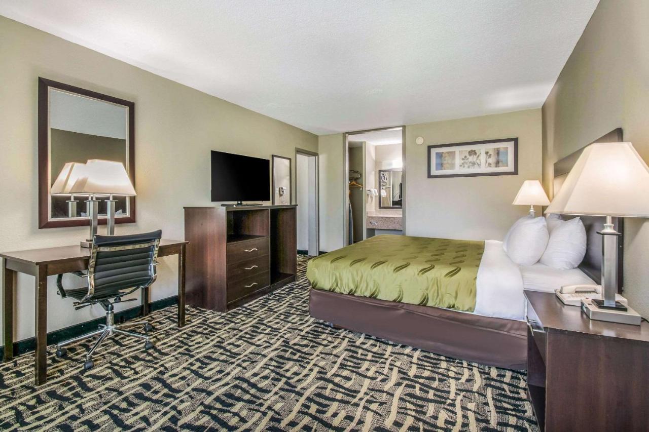 | Quality Inn & Suites York