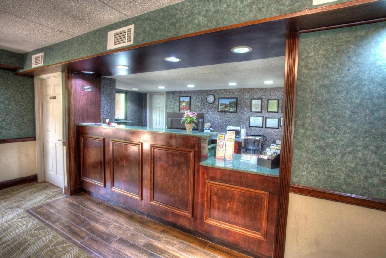 | Budgetel Inn and Suites Plus Helen