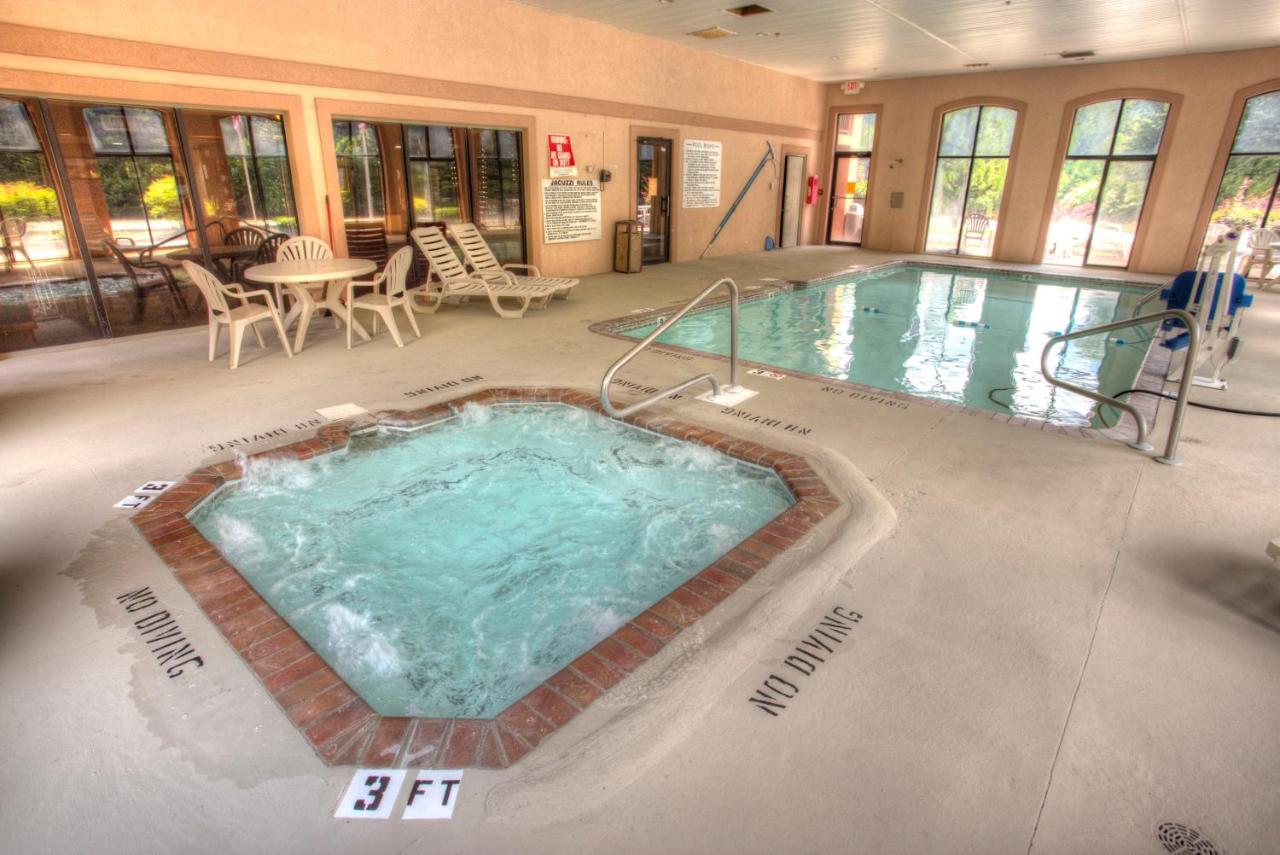 | Budgetel Inn and Suites Plus Helen