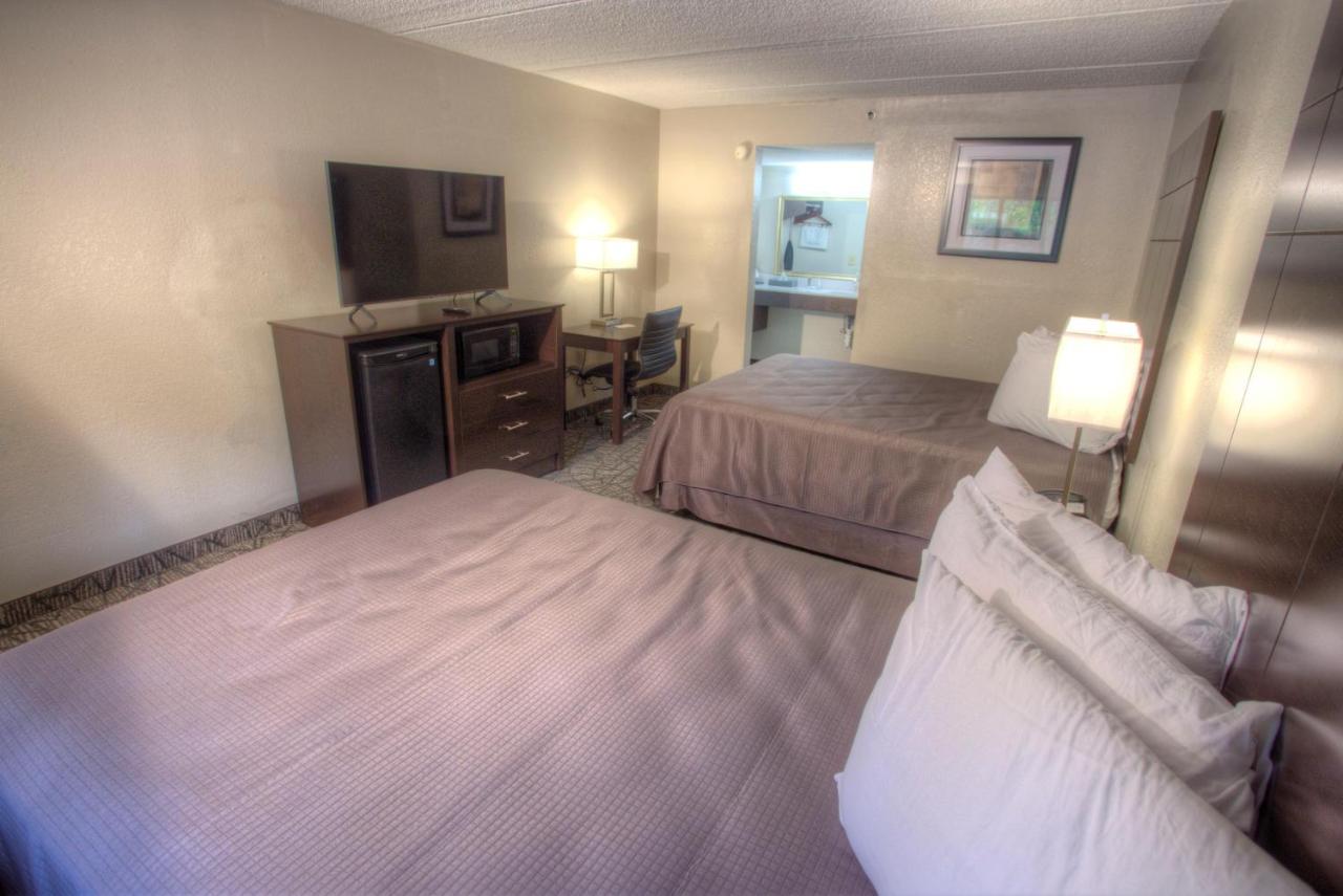 | Budgetel Inn and Suites Plus Helen