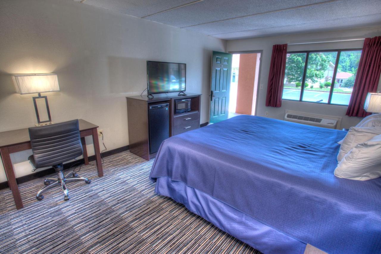 | Budgetel Inn and Suites Plus Helen