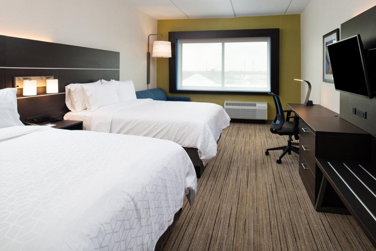 Suite with Two King Beds and Accessible Tub at Holiday Inn Express & Suites Romeoville - Joliet North by IHG