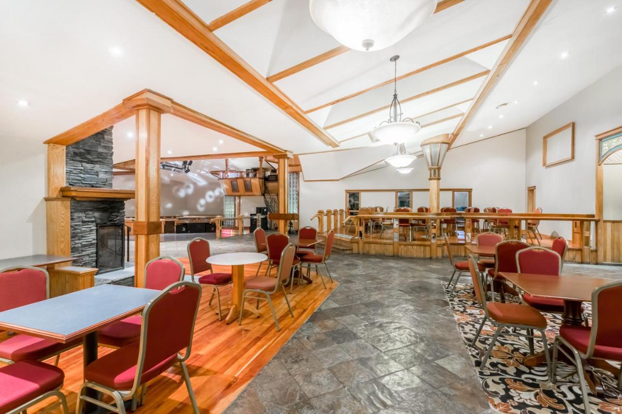 | The Inn At Plantation