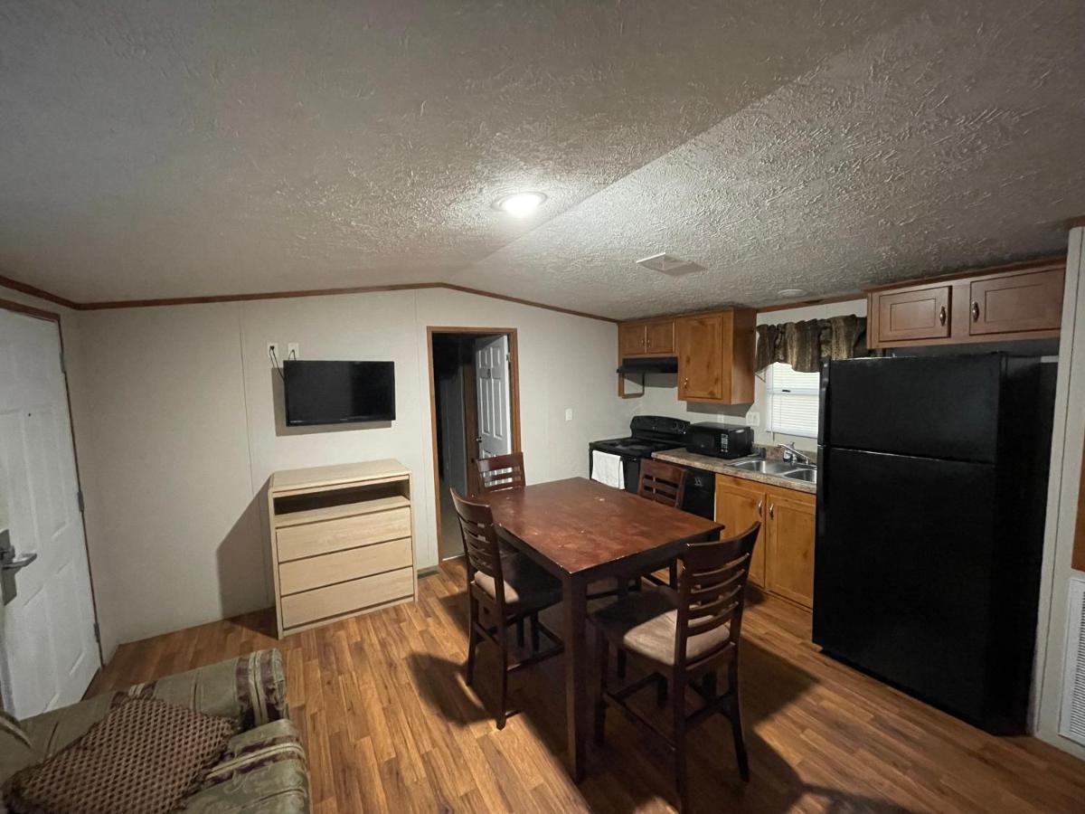  | Cotulla Executive Inn