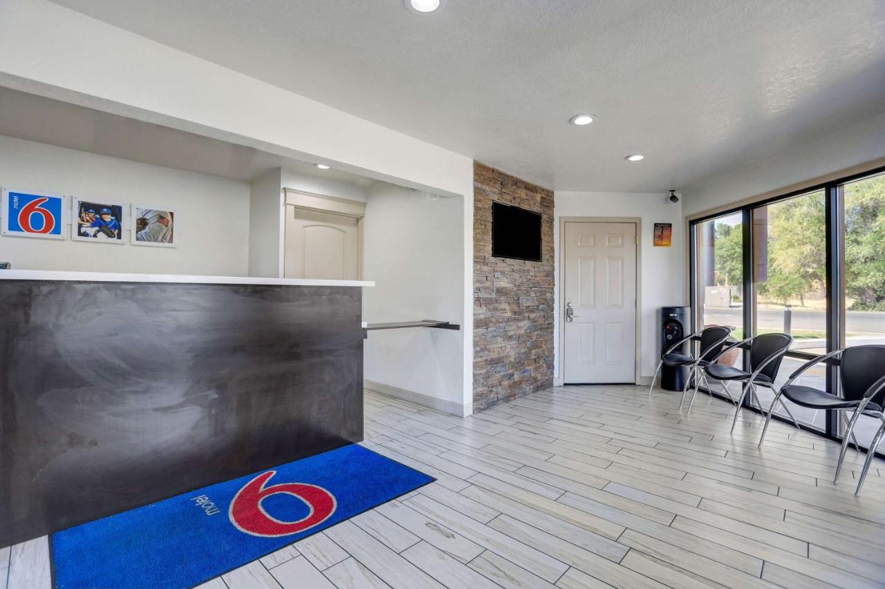 | Motel 6-Anderson, CA - Redding Airport