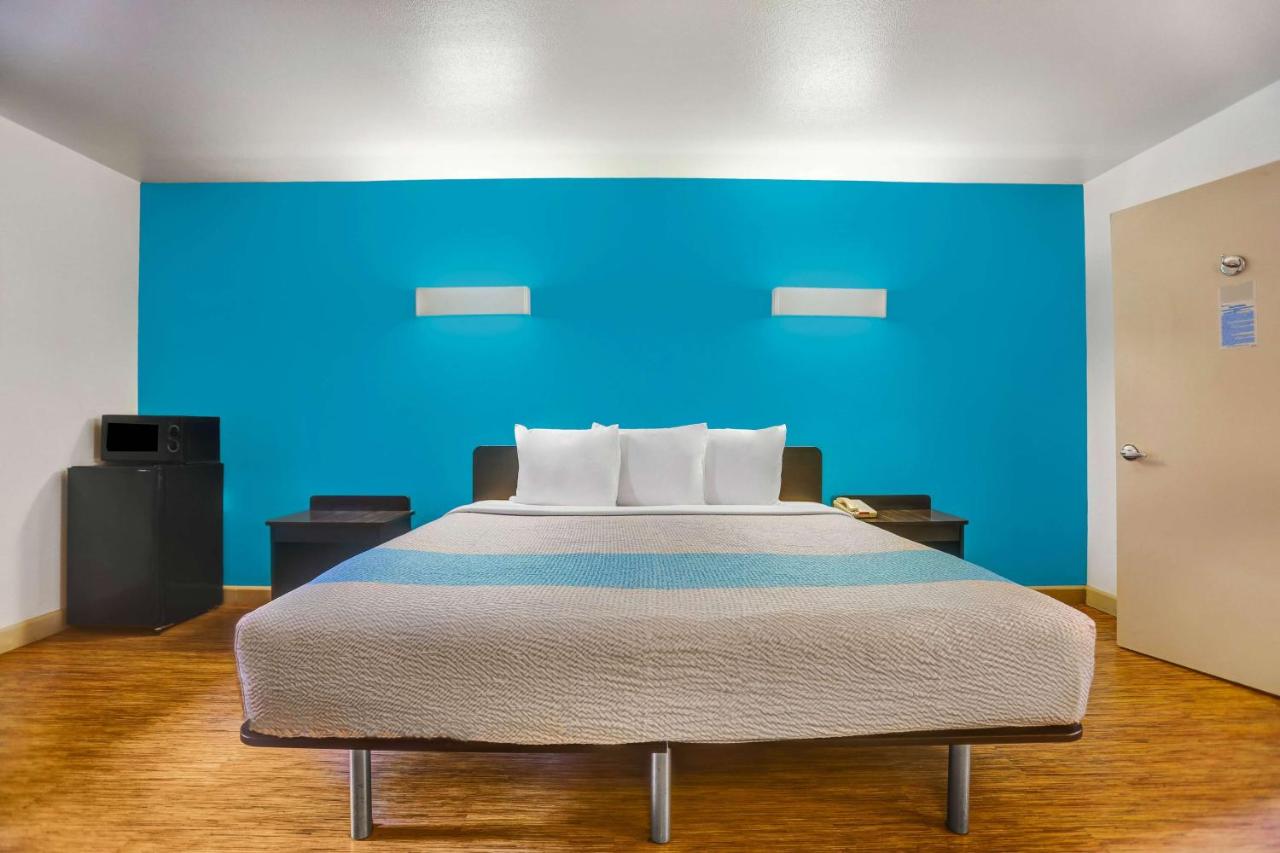 | Motel 6-Anderson, CA - Redding Airport