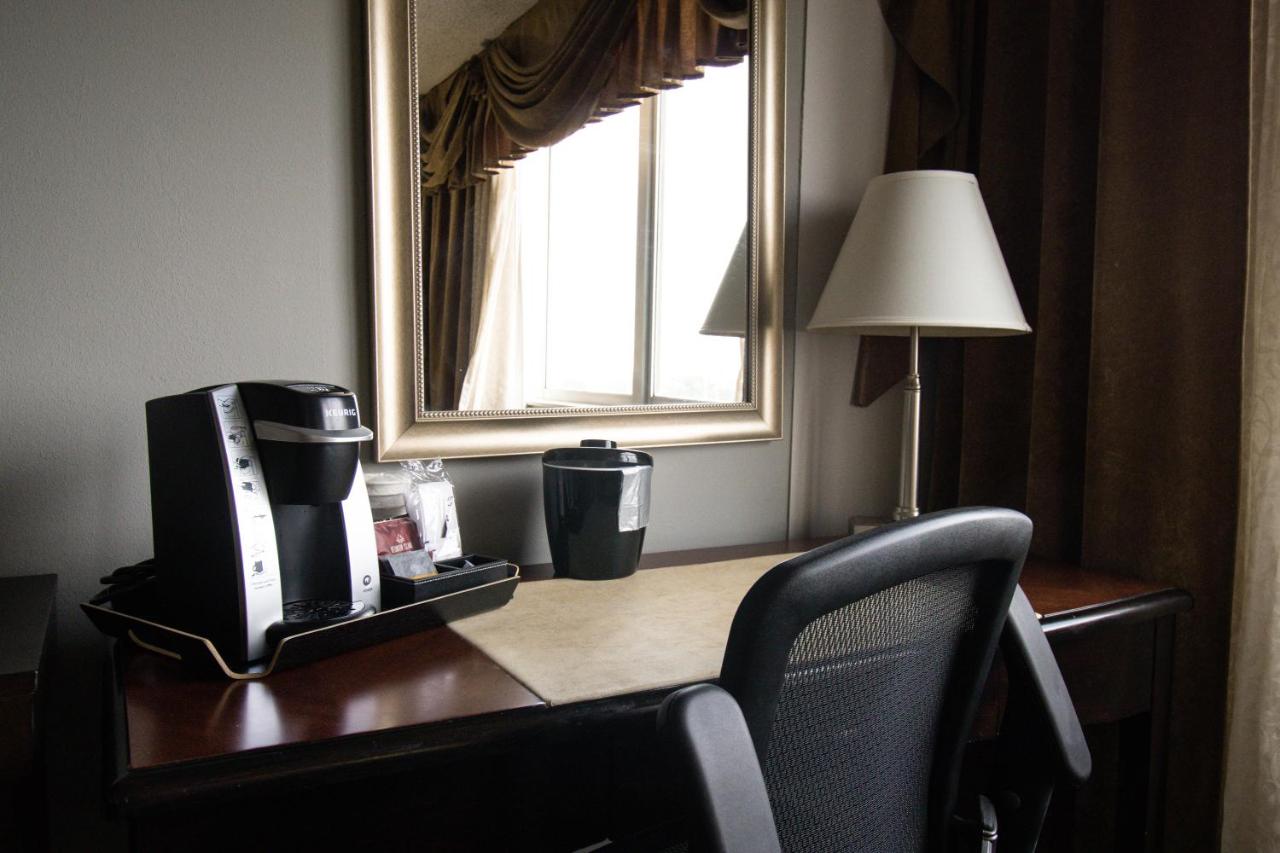 Double Room with Two Double Beds and Pool View - Non-Smoking at Wyndham Houston near NRG Park/Medical Center