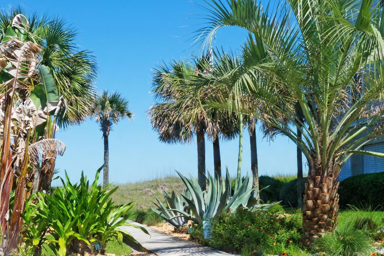  | Elizabeth Pointe Lodge