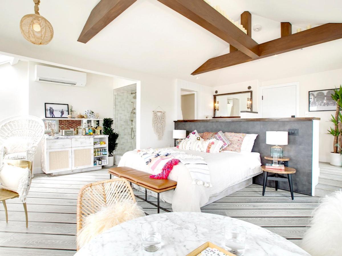 | Venice V Hotel