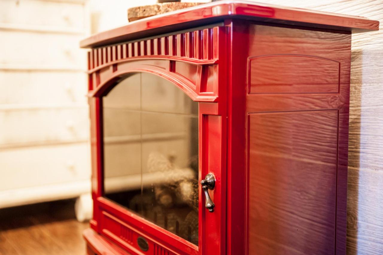 One-Bedroom Cottage at The Alexander at Creek Road