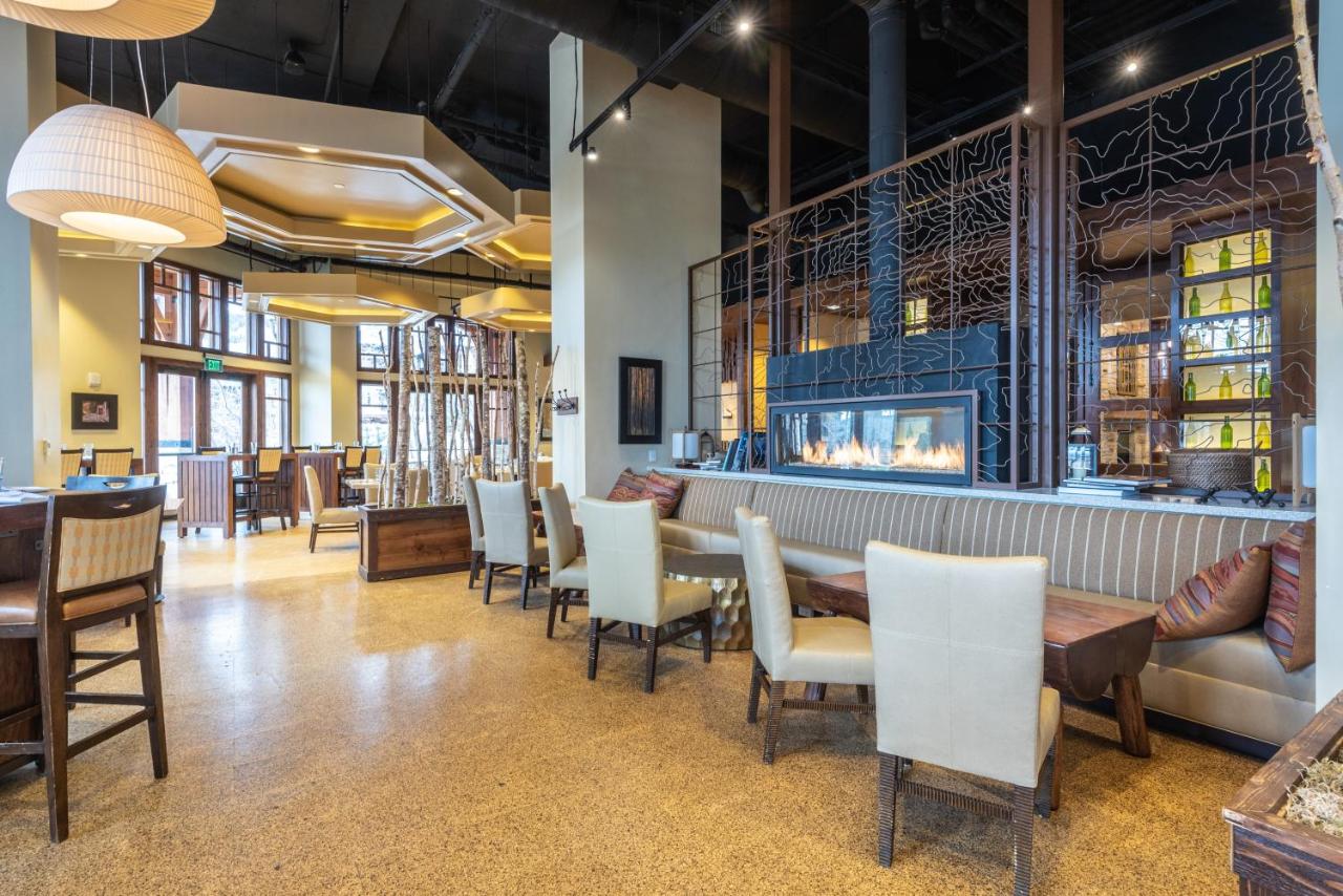  | Luxury Amenities and Resort Ski In Ski Out Pool Hyatt Double Queen Hotel Room