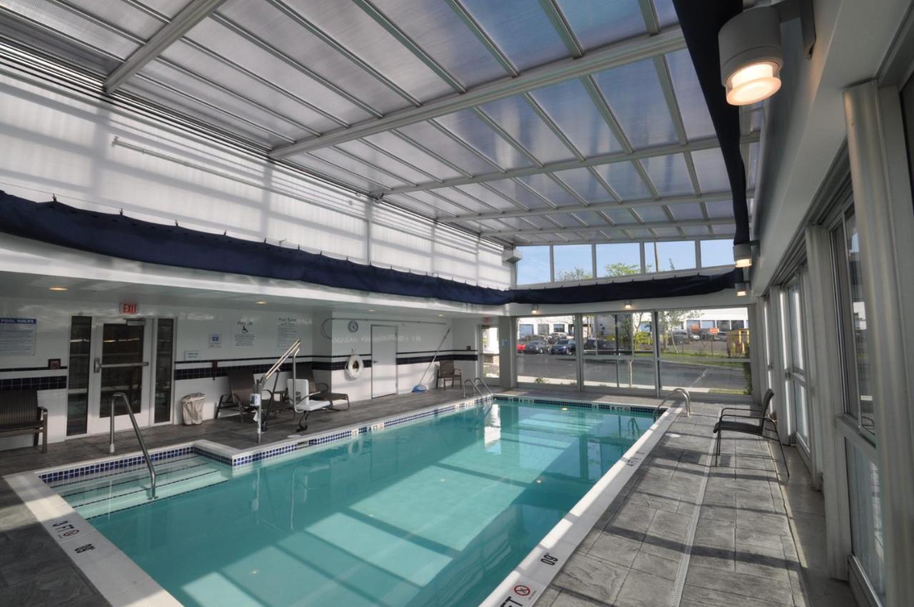 | Holiday Inn Express Milford, an IHG Hotel