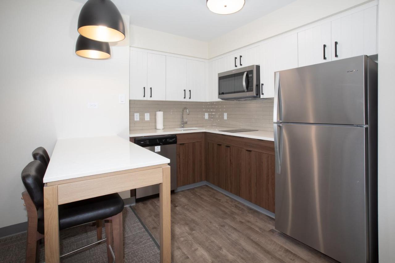 King Room - Hearing Access - Non-Smoking at Staybridge Suites Carson City - Tahoe Area by IHG