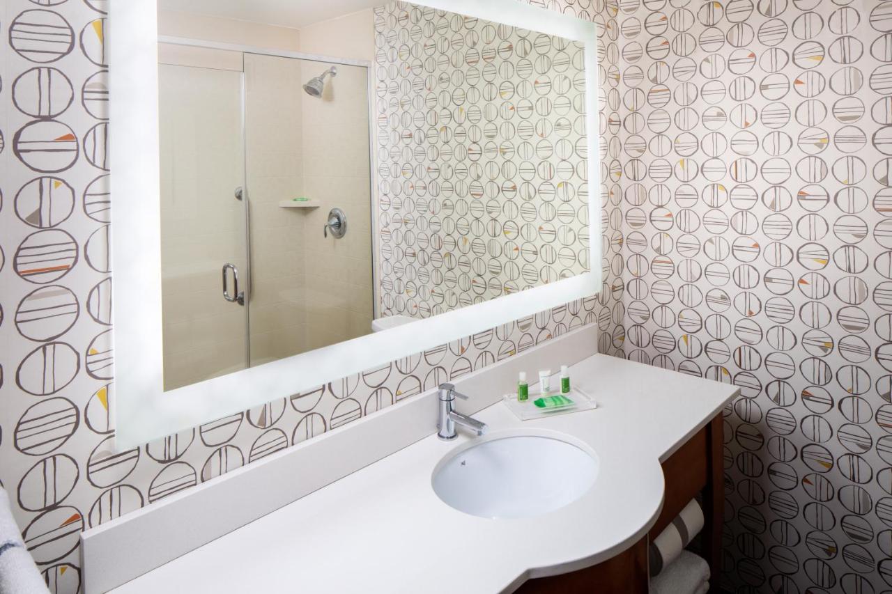 Standard Room at Holiday Inn Charlottesville-Monticello by IHG
