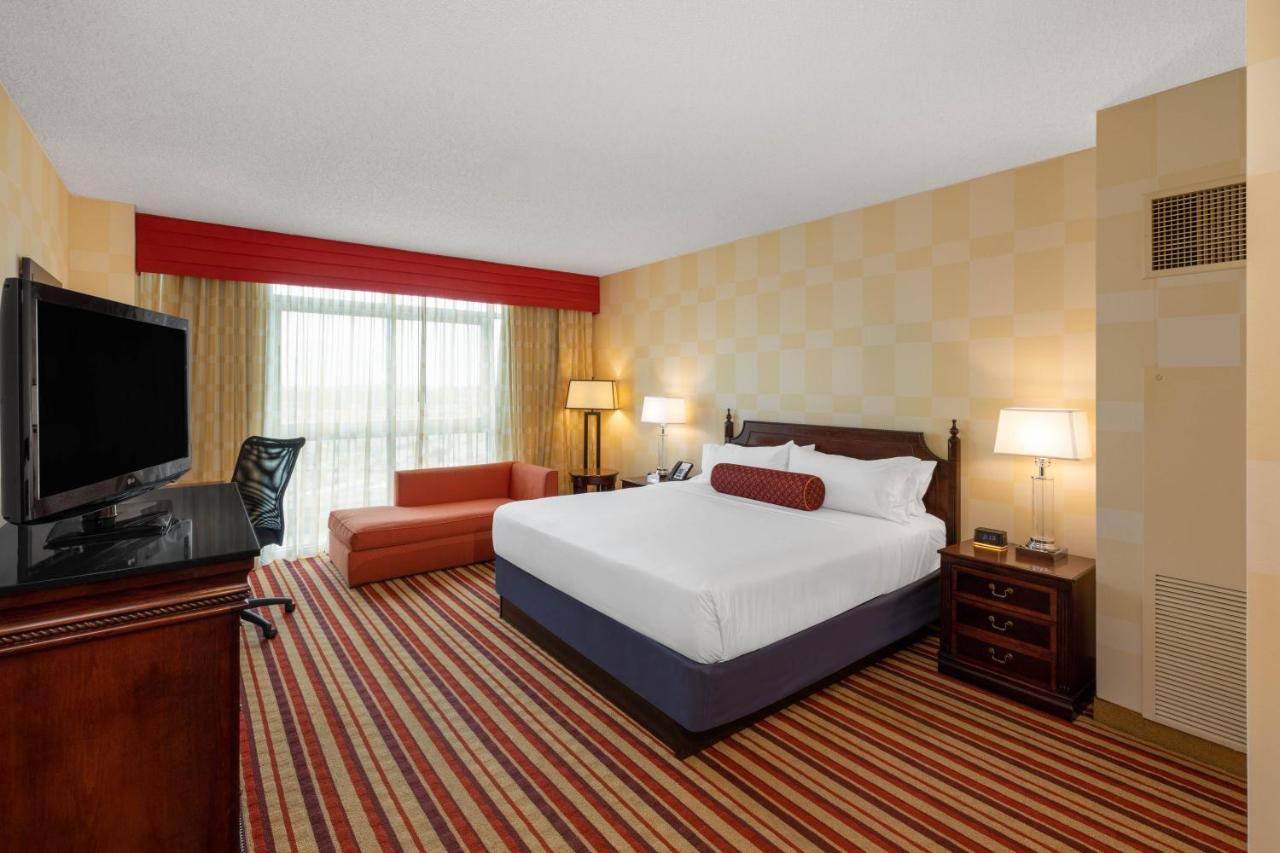 King Room - Non-Smoking at Wyndham Grand Oklahoma City Downtown