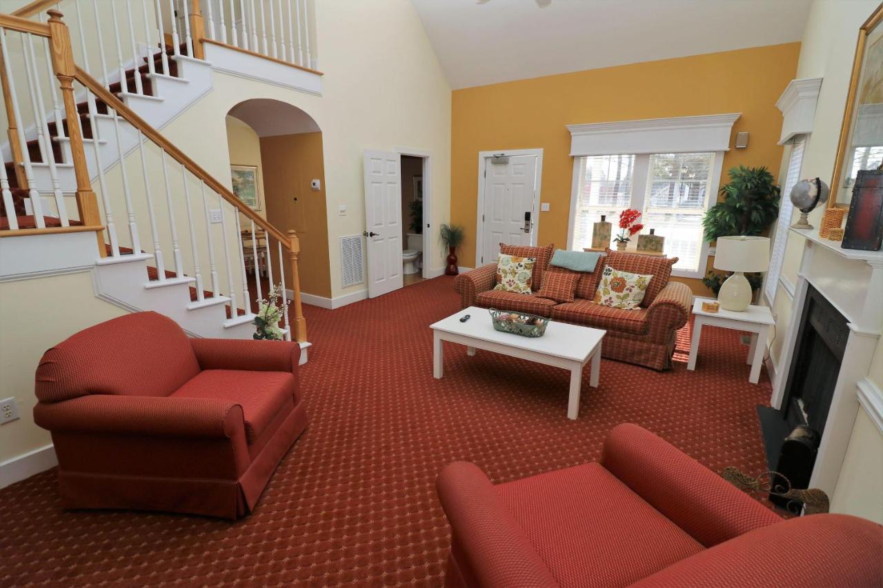 Three-Bedroom Chalet at King's Creek Plantation