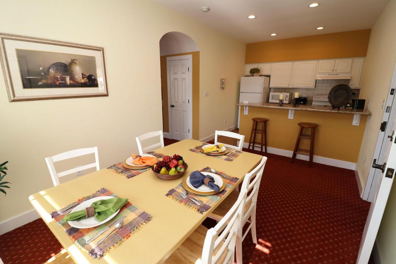 Three-Bedroom Chalet at King's Creek Plantation