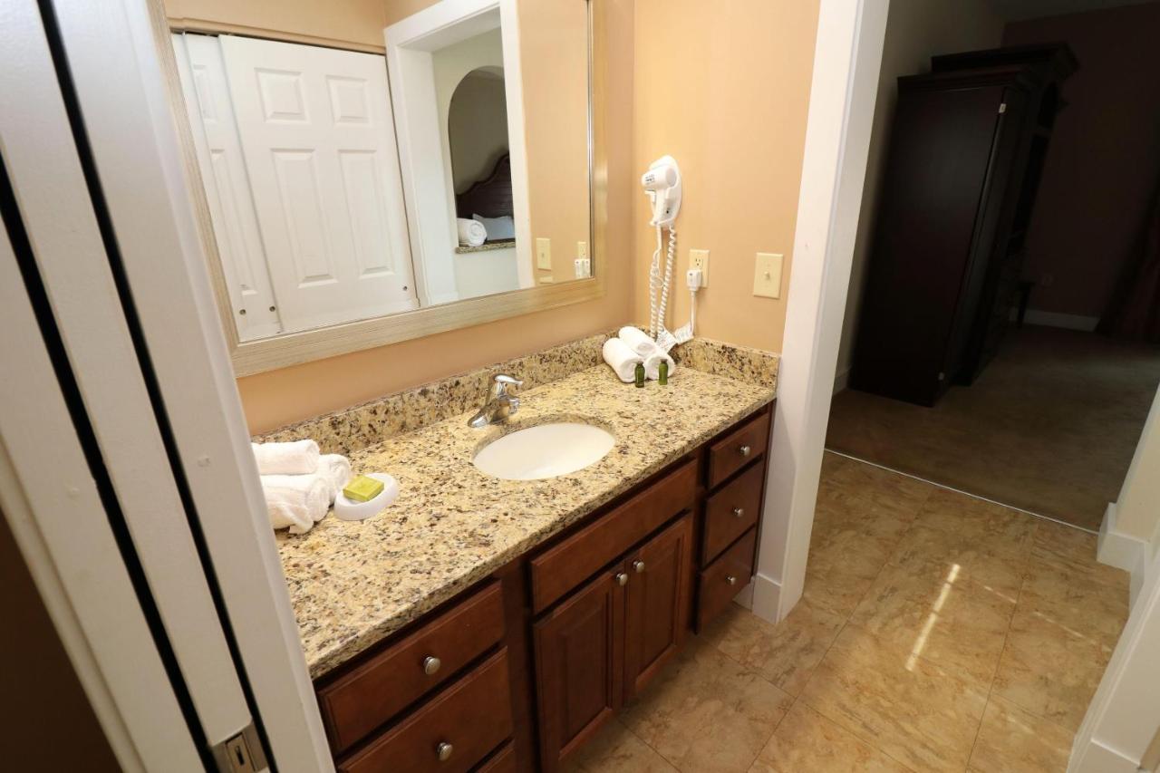 Three-Bedroom House at King's Creek Plantation