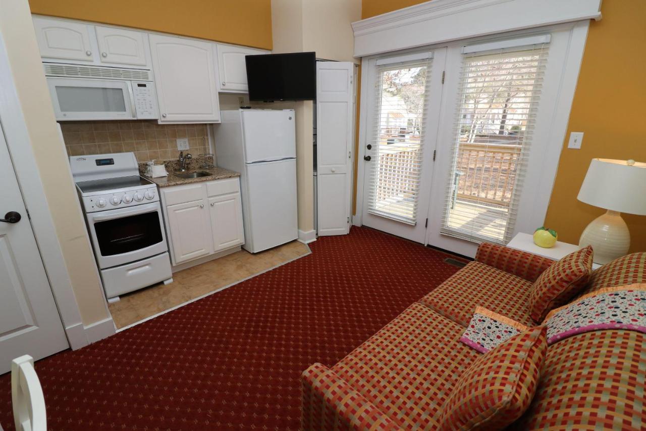 Three-Bedroom Chalet at King's Creek Plantation