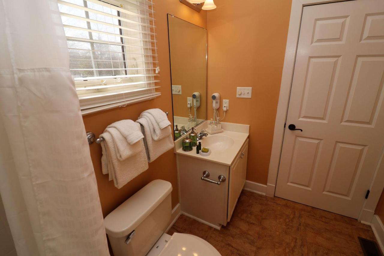Three-Bedroom Chalet at King's Creek Plantation