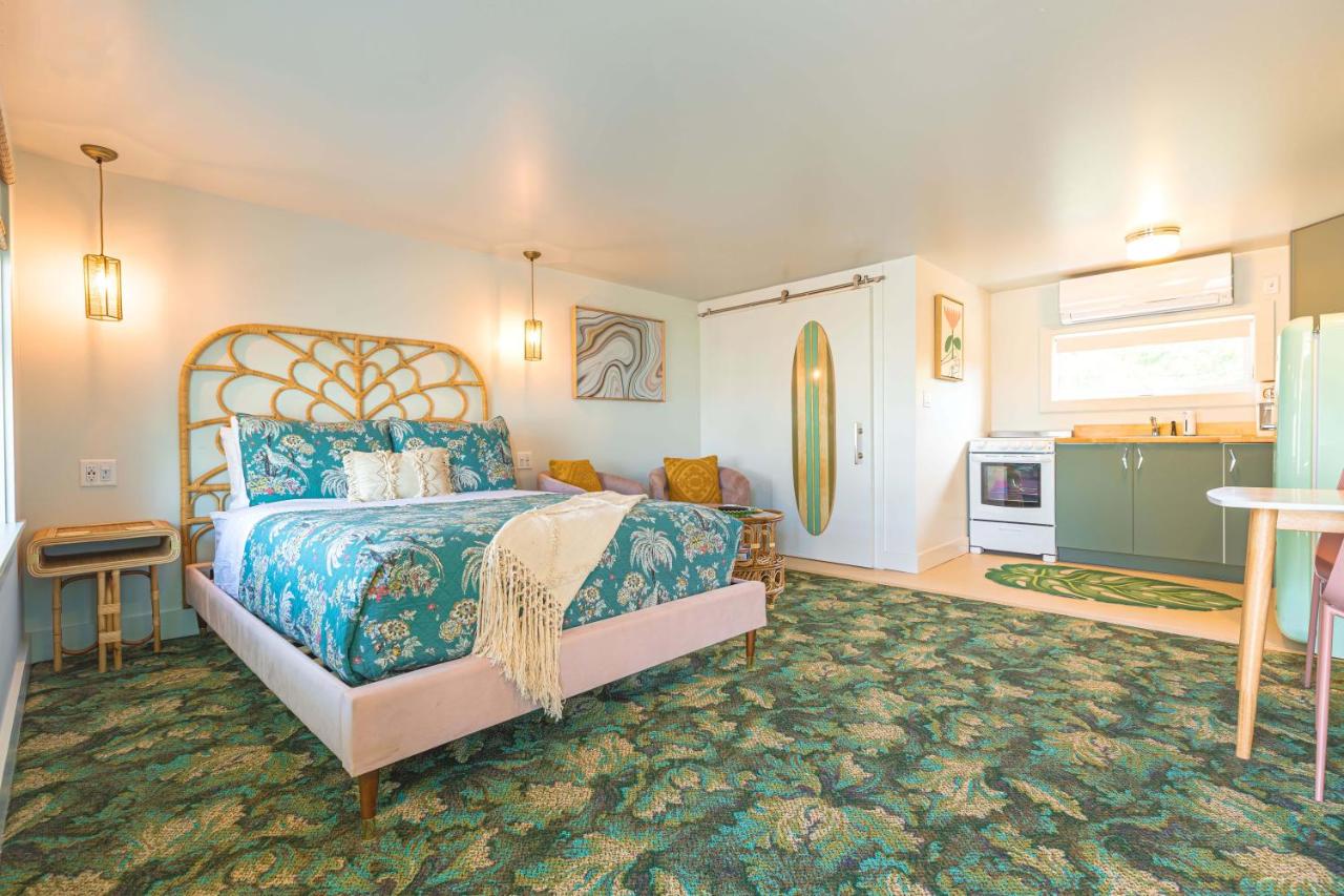 | RYE MOTOR INN - An Adults Only Apartment Hotel