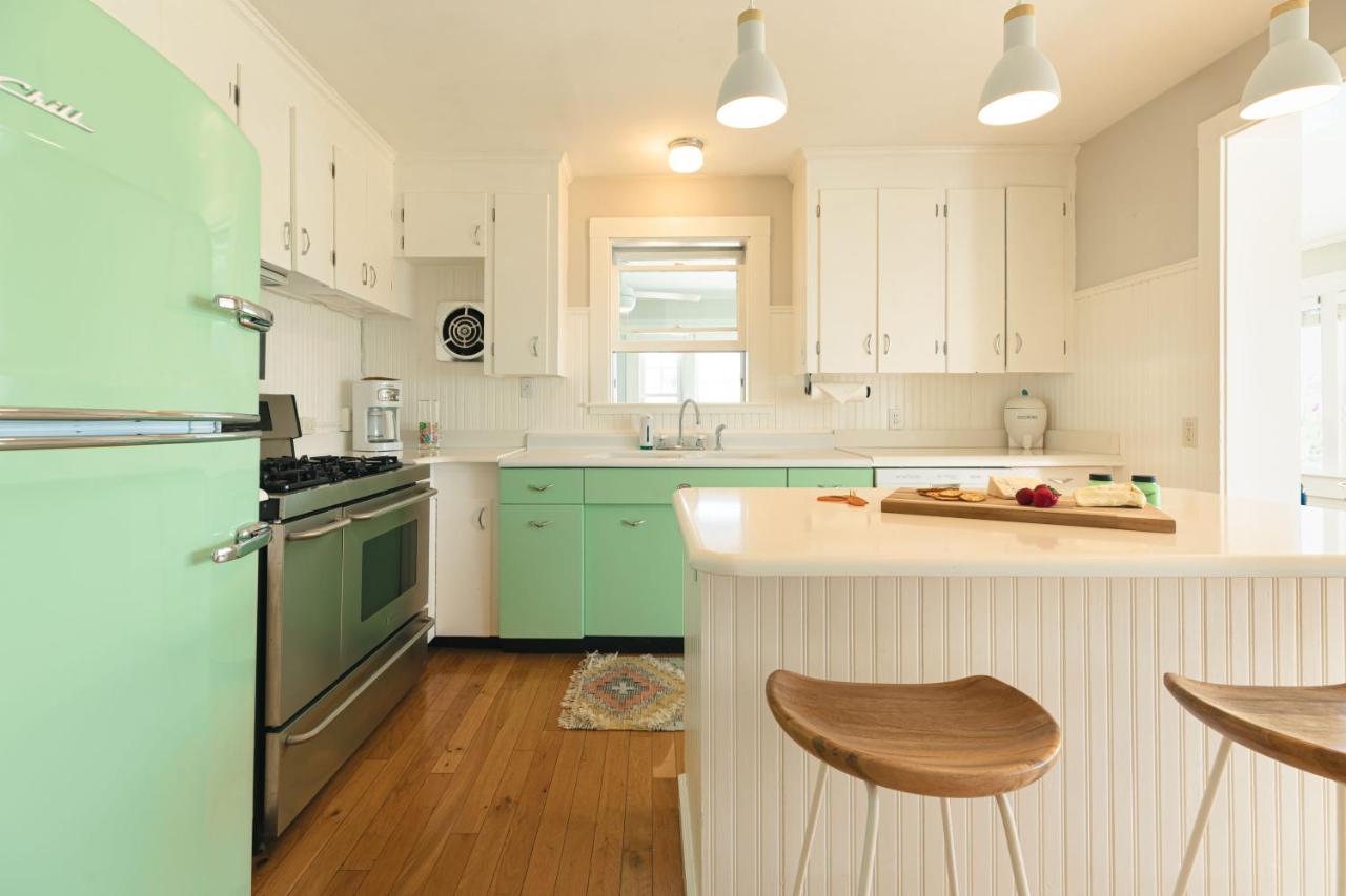 | RYE MOTOR INN - An Adults Only Apartment Hotel